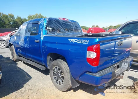 2017 Toyota Tundra Sr5 5.7L V8 из США, поврежденный, VIN 5TFDY5F17HX656156